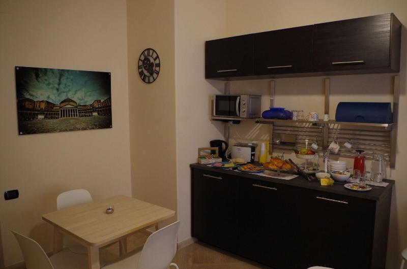 Napoli City Inn Εξωτερικό φωτογραφία