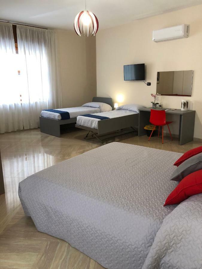 Napoli City Inn Εξωτερικό φωτογραφία